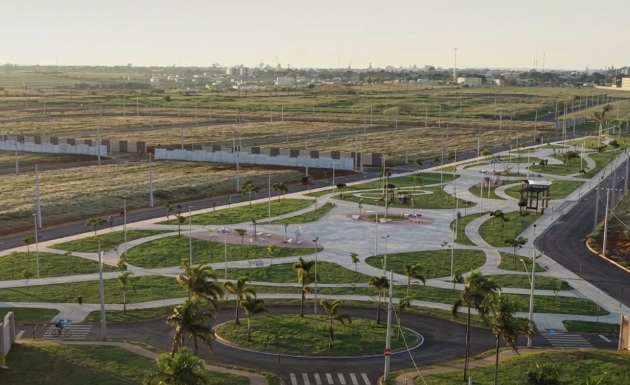 Lotes Praça Alto Umuarama