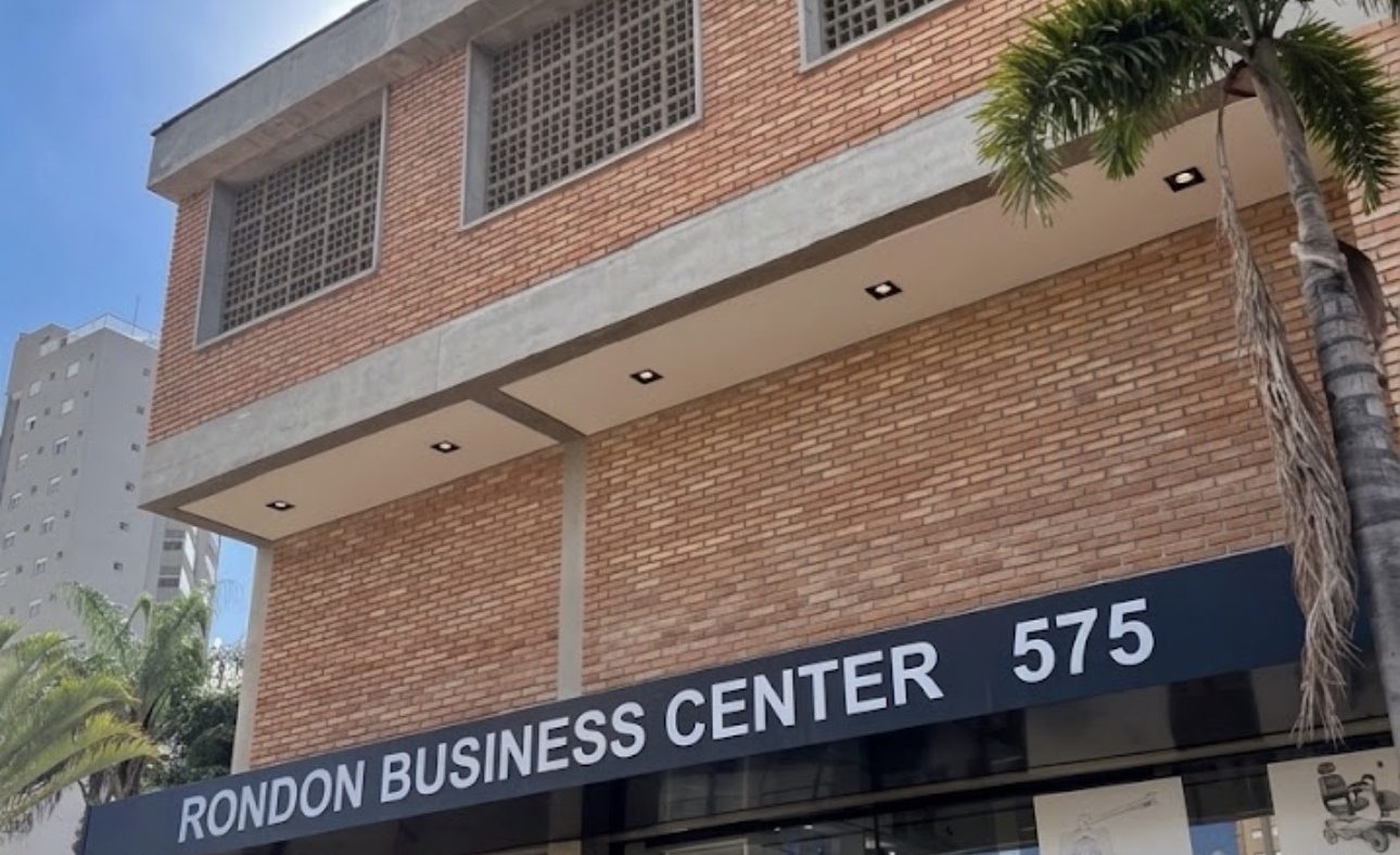 Rondon Business Center, Lojas Comerciais